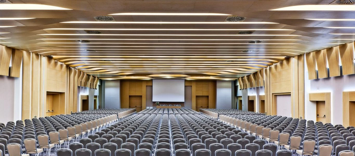 «Μαύρη τρύπα» η ζημιά στον συνεδριακό τουρισμό λόγω κορωνοϊού